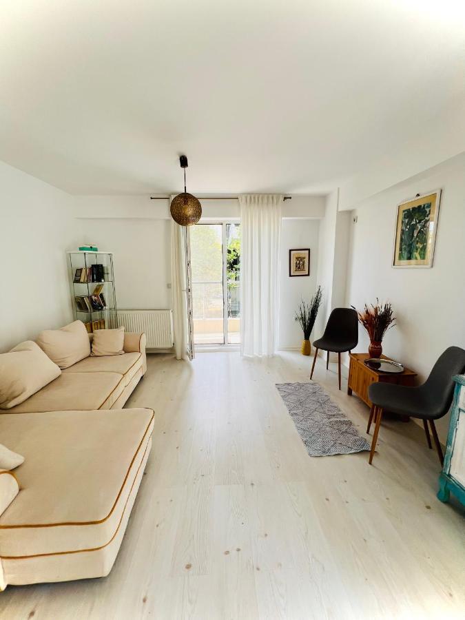 The Airport Loft Apartment Otopeni Exterior foto